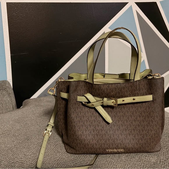 Michael Kors Handbags - Michael Kors Olive and Brown Tote Bag